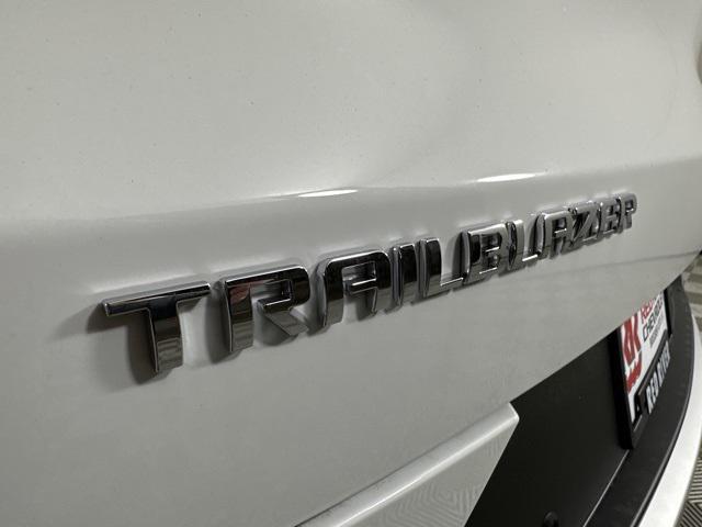 new 2025 Chevrolet TrailBlazer car, priced at $28,725