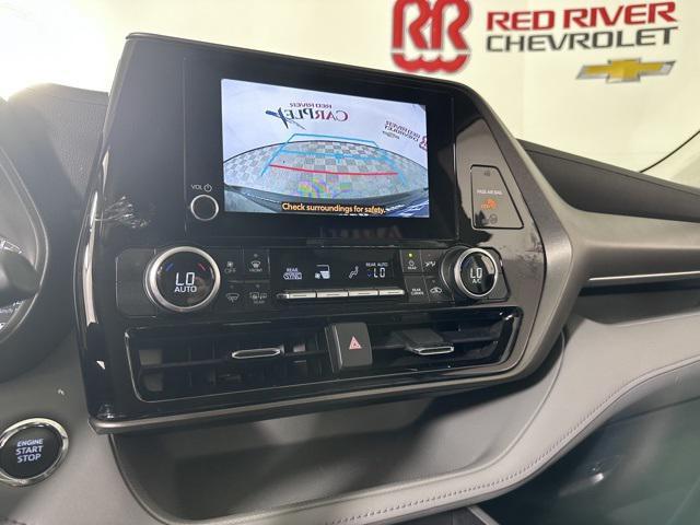 used 2023 Toyota Highlander car, priced at $33,275