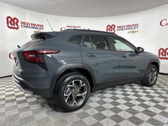 used 2025 Chevrolet Trax car, priced at $23,914