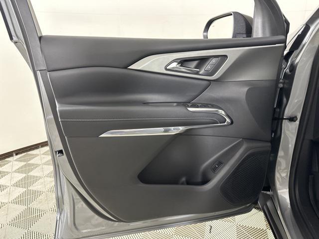 new 2025 Chevrolet Traverse car, priced at $42,695