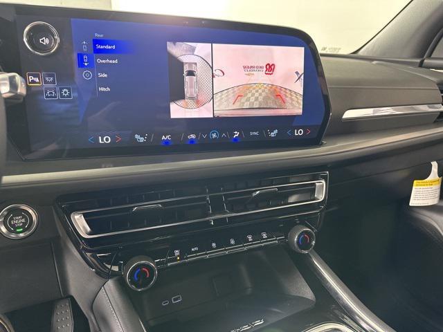 new 2025 Chevrolet Traverse car, priced at $42,695