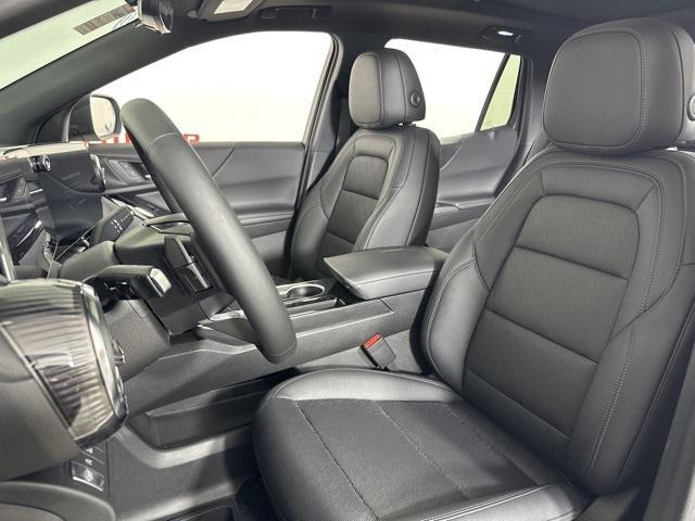 new 2026 Chevrolet Equinox car, priced at $34,635
