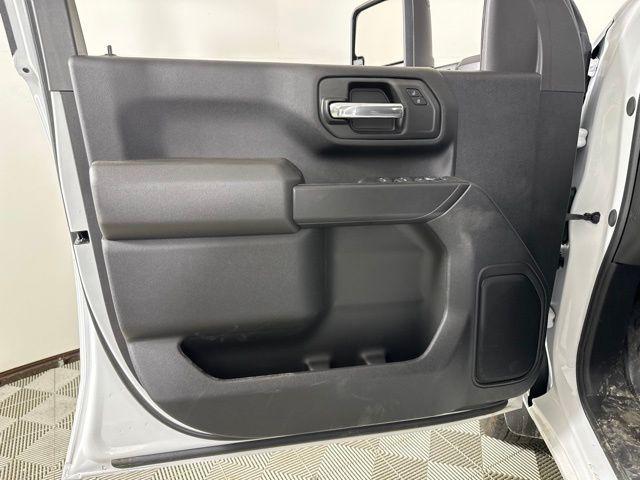 new 2025 Chevrolet Silverado 3500 car, priced at $75,268