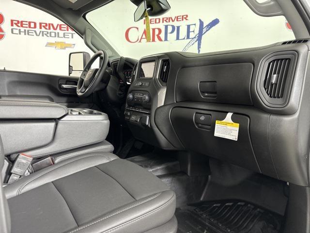 new 2025 Chevrolet Silverado 3500 car, priced at $64,273