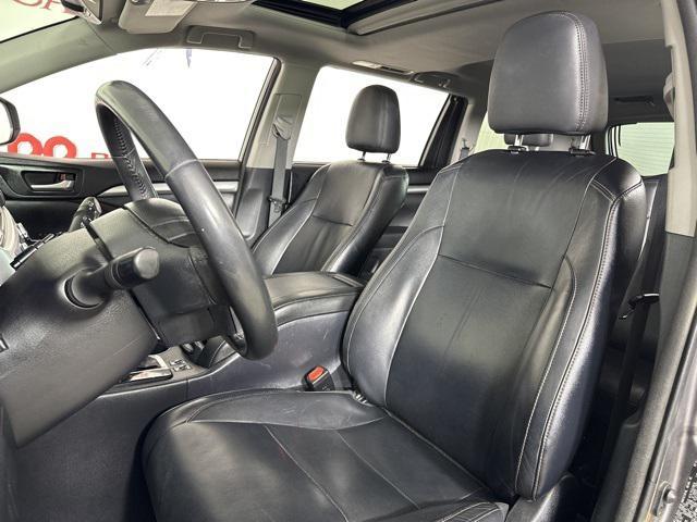 used 2014 Toyota Highlander car, priced at $15,647