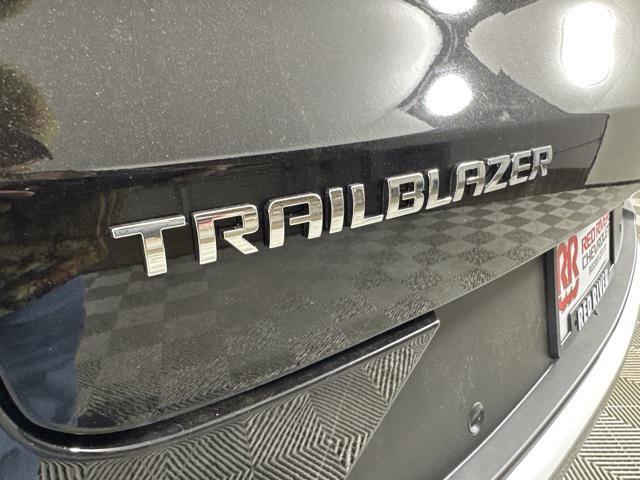 new 2025 Chevrolet TrailBlazer car, priced at $27,765