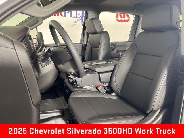 new 2025 Chevrolet Silverado 3500 car, priced at $63,268