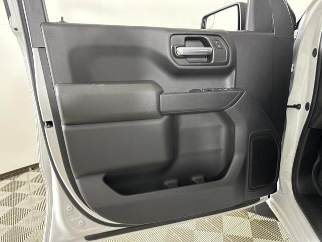 new 2025 Chevrolet Silverado 1500 car, priced at $42,140