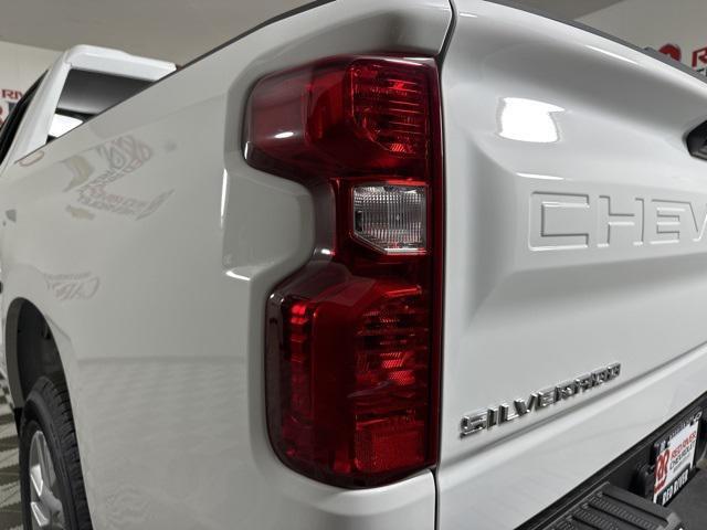 new 2025 Chevrolet Silverado 1500 car, priced at $42,140