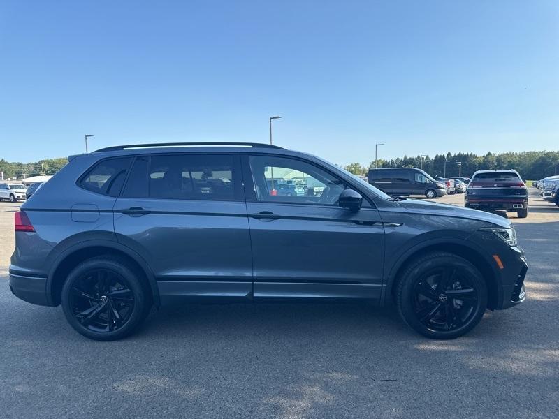 new 2024 Volkswagen Tiguan car, priced at $34,699