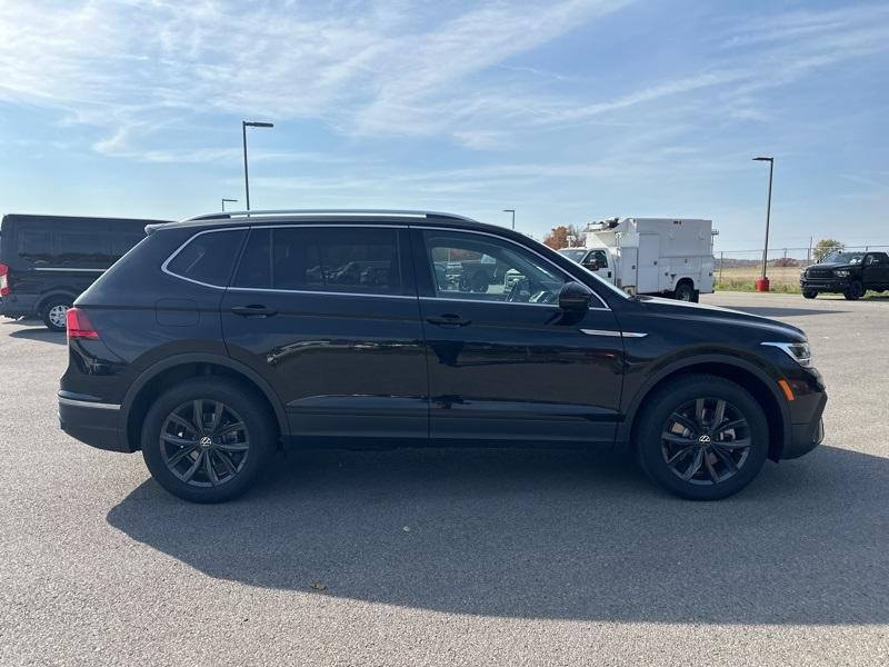 new 2024 Volkswagen Tiguan car, priced at $32,699