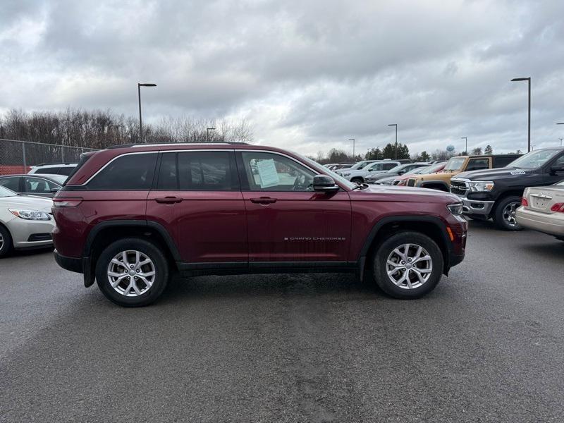 used 2022 Jeep Grand Cherokee car, priced at $33,071