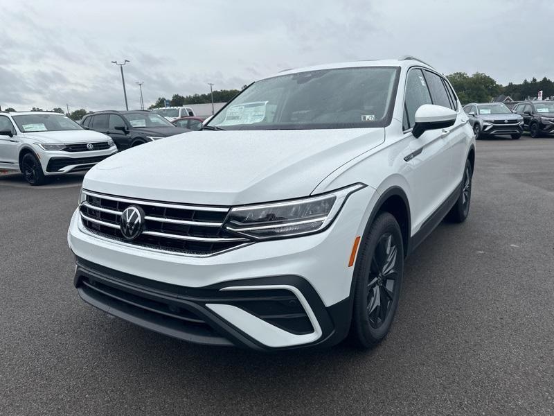 new 2024 Volkswagen Tiguan car, priced at $32,699