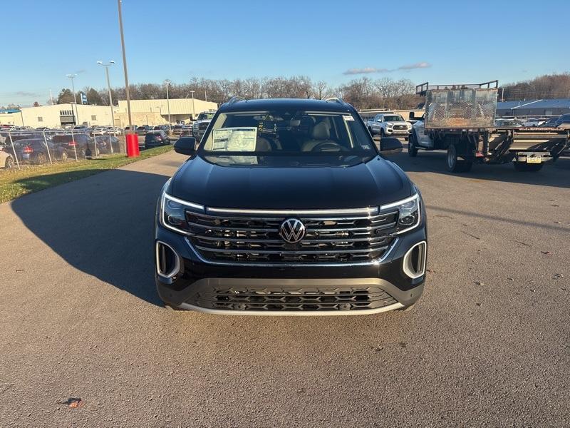 new 2025 Volkswagen Atlas car, priced at $47,999