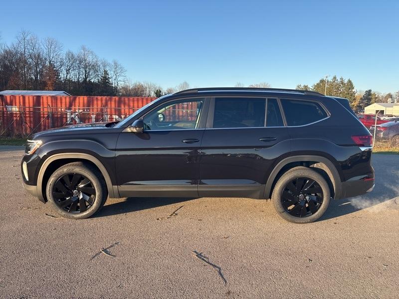 new 2025 Volkswagen Atlas car, priced at $43,299