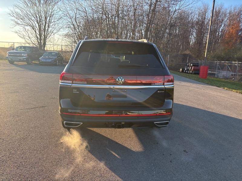 new 2025 Volkswagen Atlas car, priced at $43,299