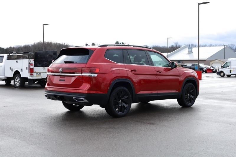 new 2025 Volkswagen Atlas car, priced at $45,399