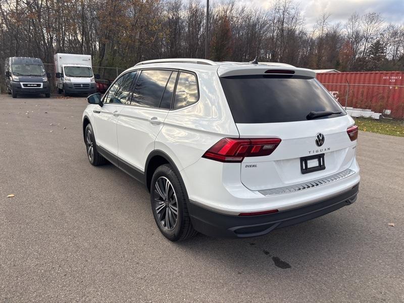 new 2024 Volkswagen Tiguan car, priced at $32,299