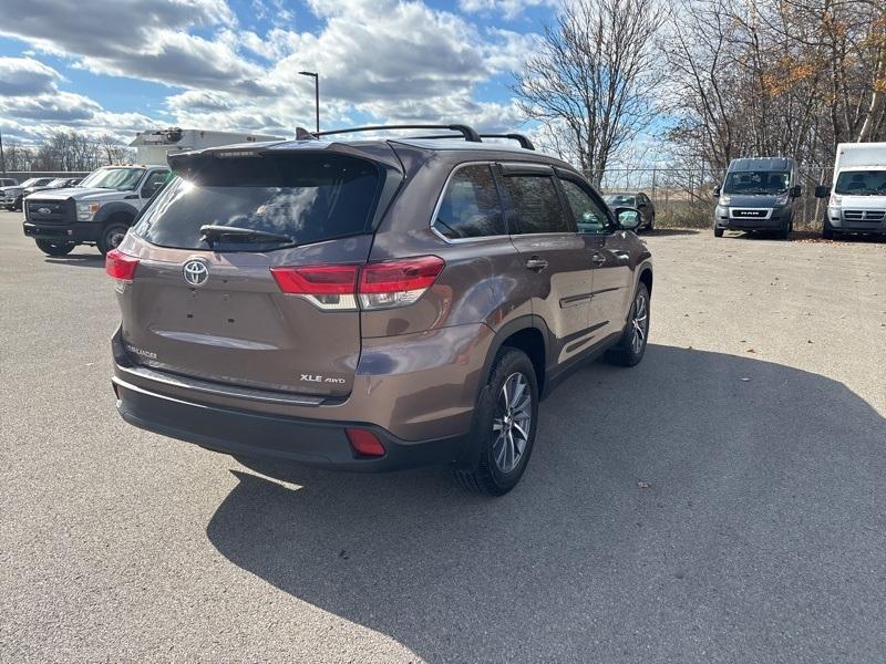 used 2019 Toyota Highlander car, priced at $28,271