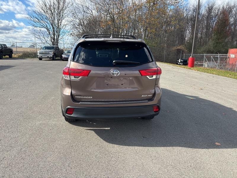 used 2019 Toyota Highlander car, priced at $28,271