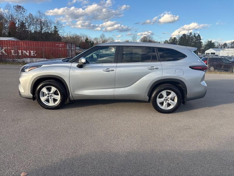 used 2024 Toyota Highlander car, priced at $41,471