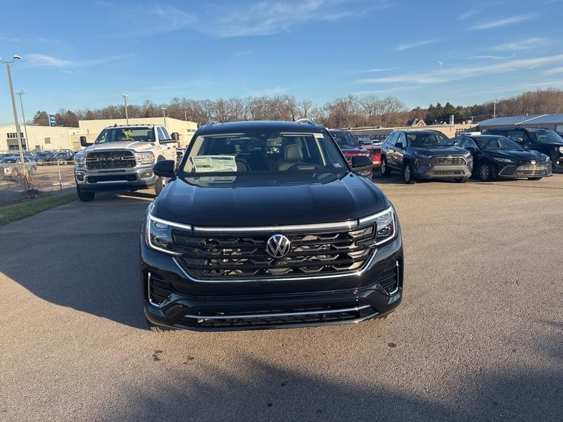 new 2025 Volkswagen Atlas car, priced at $52,299