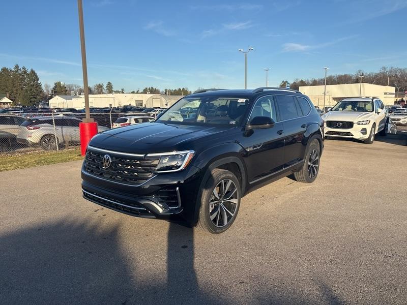 new 2025 Volkswagen Atlas car, priced at $52,299