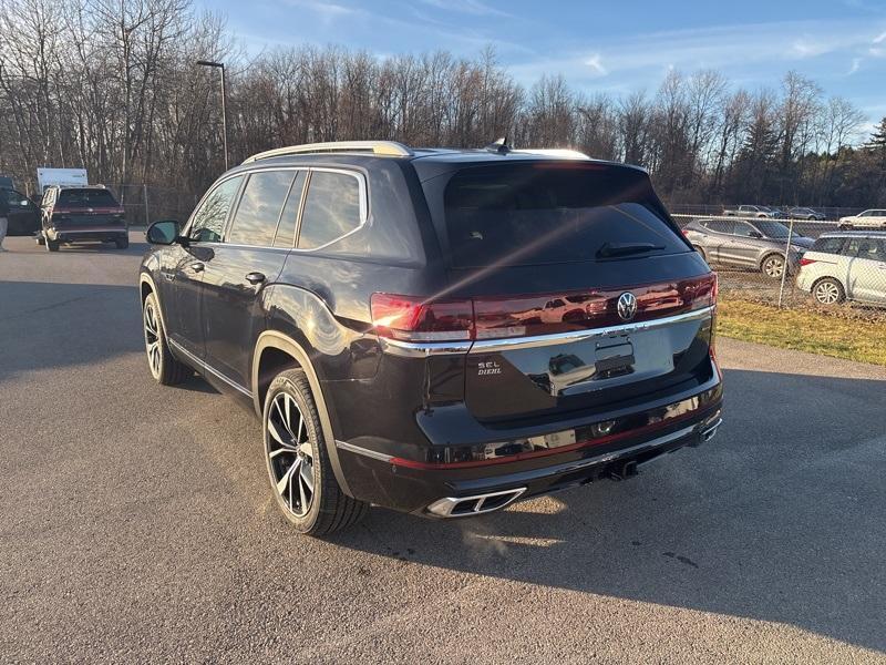 new 2025 Volkswagen Atlas car, priced at $52,299