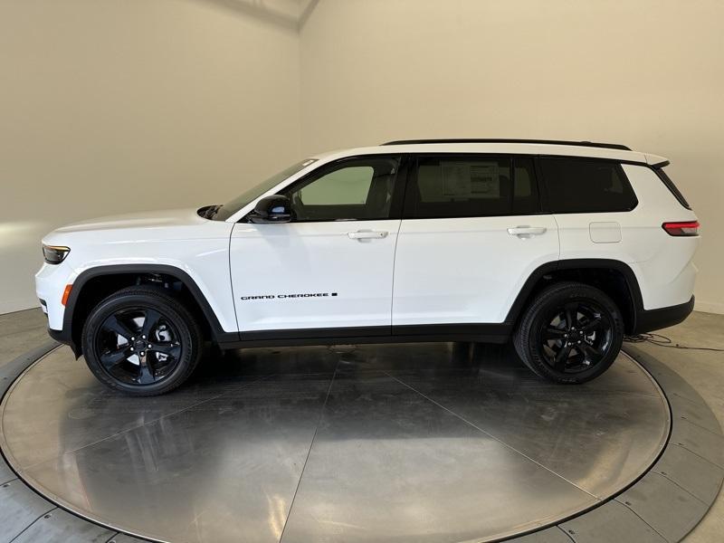 new 2024 Jeep Grand Cherokee L car, priced at $46,343