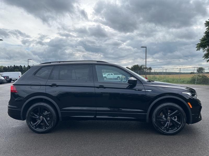 new 2024 Volkswagen Tiguan car, priced at $34,999