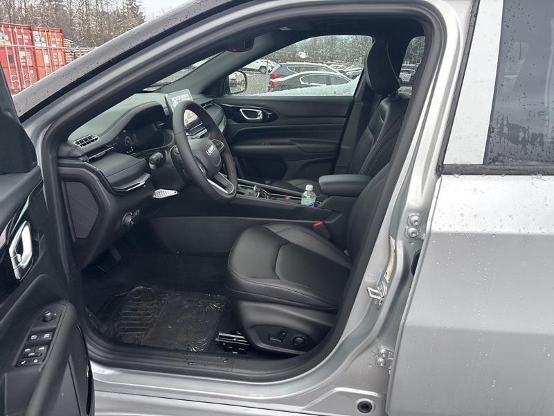 new 2025 Jeep Compass car, priced at $35,430