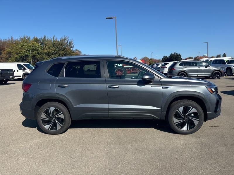 new 2024 Volkswagen Taos car, priced at $28,999