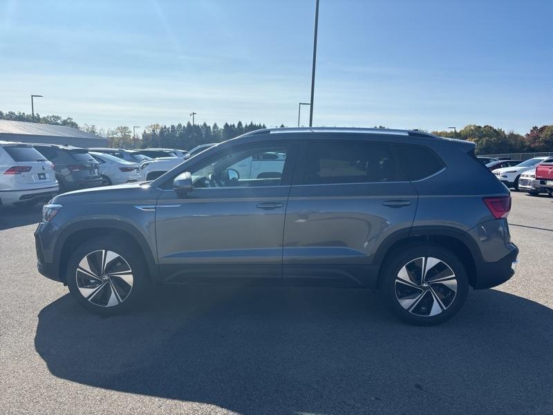 new 2024 Volkswagen Taos car, priced at $28,999