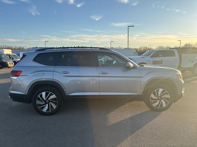 new 2025 Volkswagen Atlas car, priced at $44,999