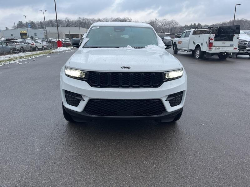 new 2025 Jeep Grand Cherokee car, priced at $41,831