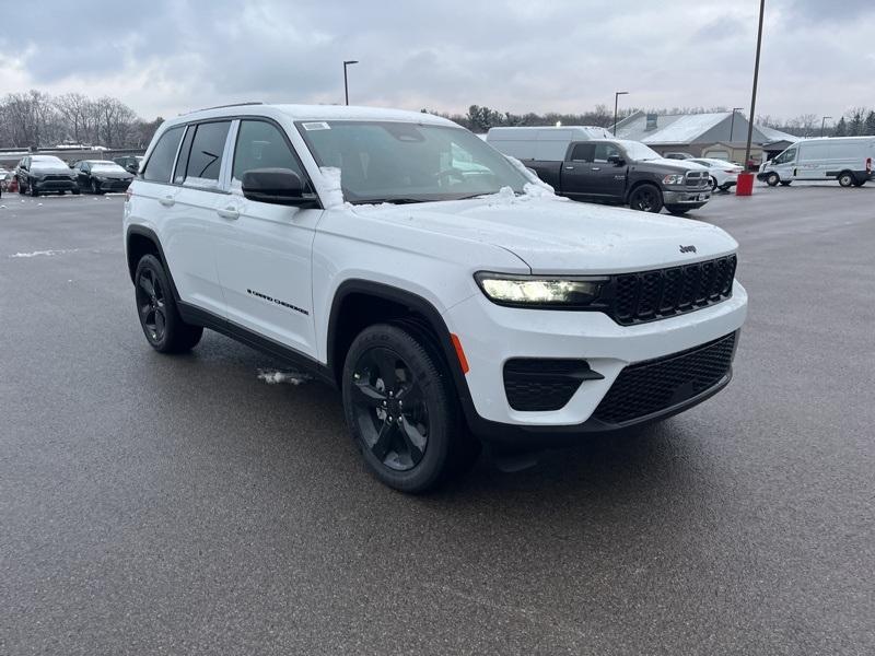 new 2025 Jeep Grand Cherokee car, priced at $41,831