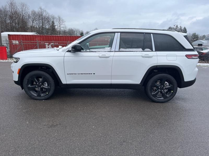 new 2025 Jeep Grand Cherokee car, priced at $41,831