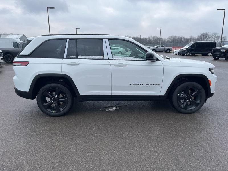 new 2025 Jeep Grand Cherokee car, priced at $41,831