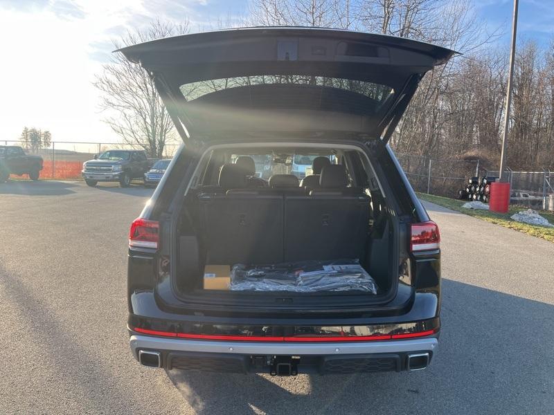 new 2025 Volkswagen Atlas car, priced at $45,299