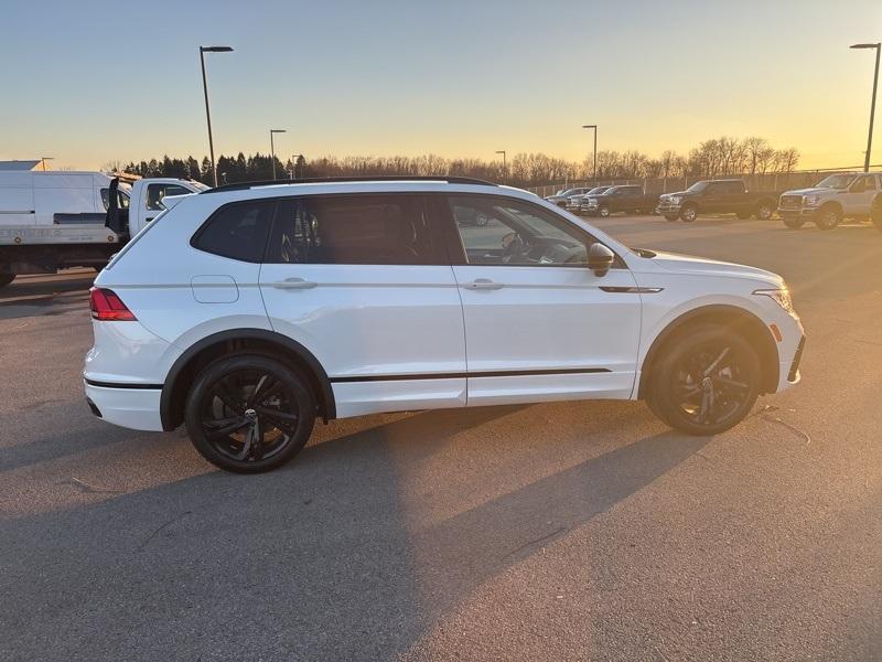 new 2024 Volkswagen Tiguan car, priced at $35,133