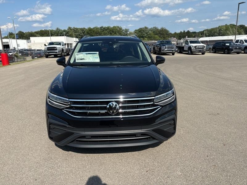 new 2024 Volkswagen Tiguan car, priced at $32,582