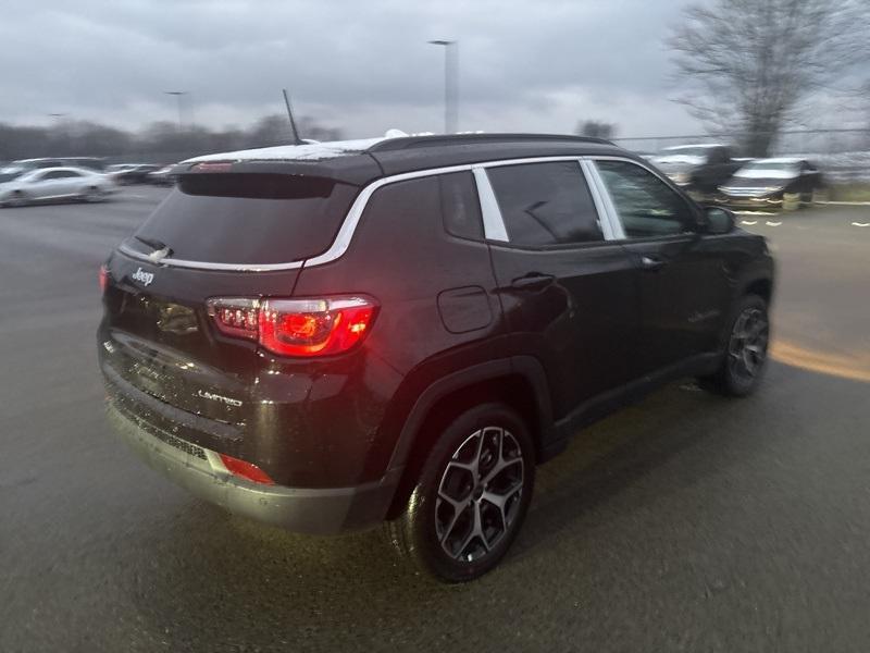 new 2025 Jeep Compass car, priced at $28,935