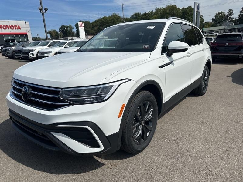 new 2024 Volkswagen Tiguan car, priced at $32,699