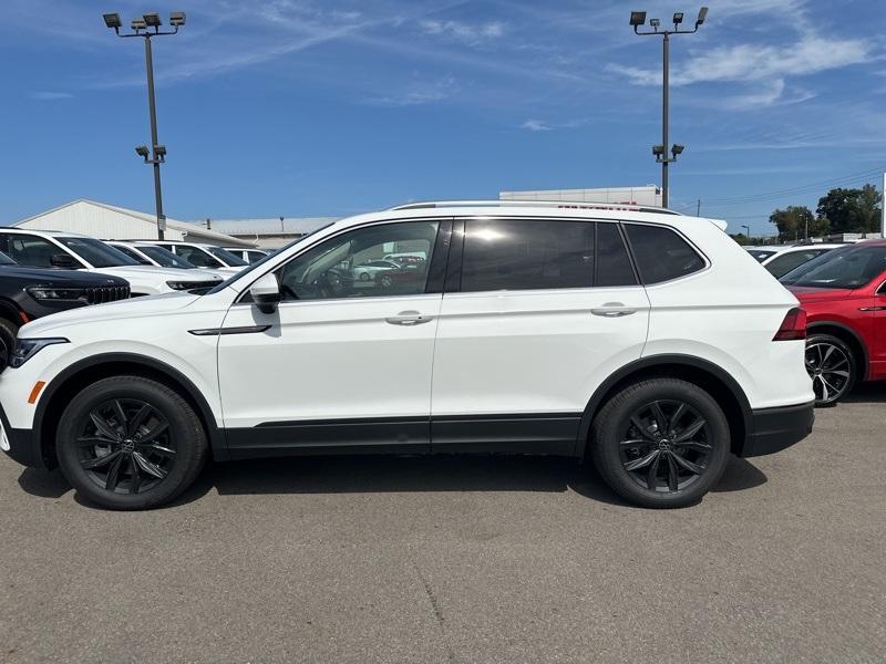 new 2024 Volkswagen Tiguan car, priced at $32,699