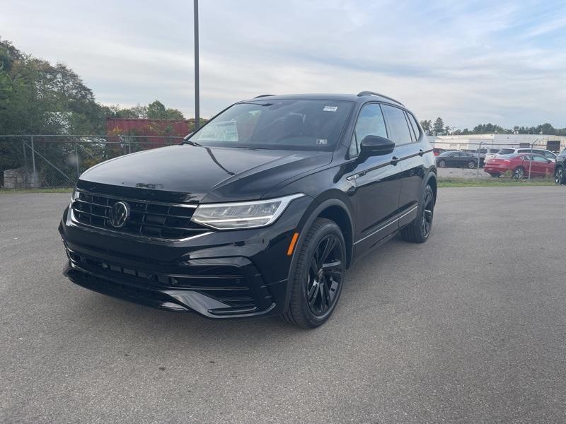 new 2024 Volkswagen Tiguan car, priced at $34,999