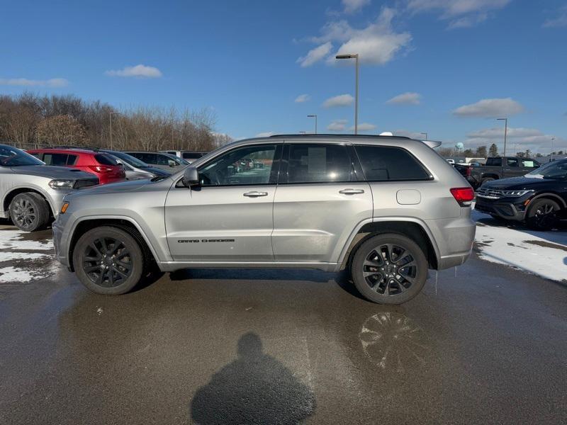 used 2017 Jeep Grand Cherokee car, priced at $19,767