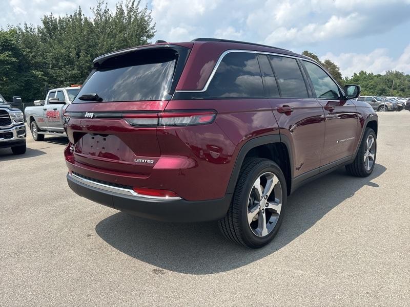 new 2024 Jeep Grand Cherokee car, priced at $45,112