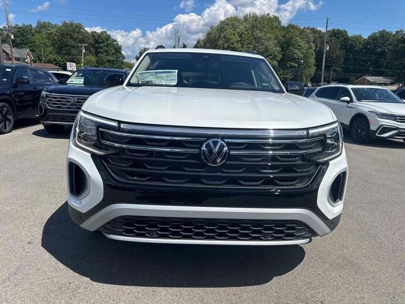 new 2024 Volkswagen Atlas car, priced at $48,499