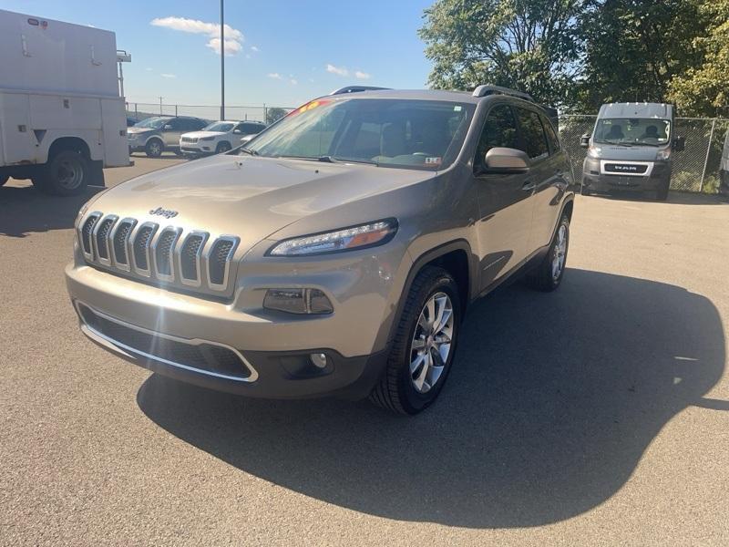 used 2018 Jeep Cherokee car, priced at $15,789