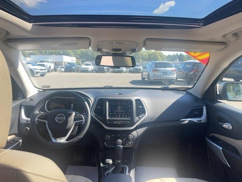 used 2018 Jeep Cherokee car, priced at $15,789